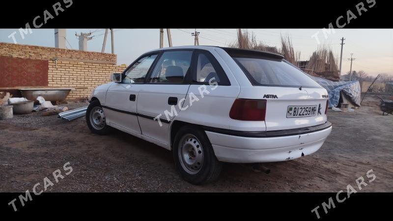 Opel Astra 1992 - 27 000 TMT - Сакарчага - img 3