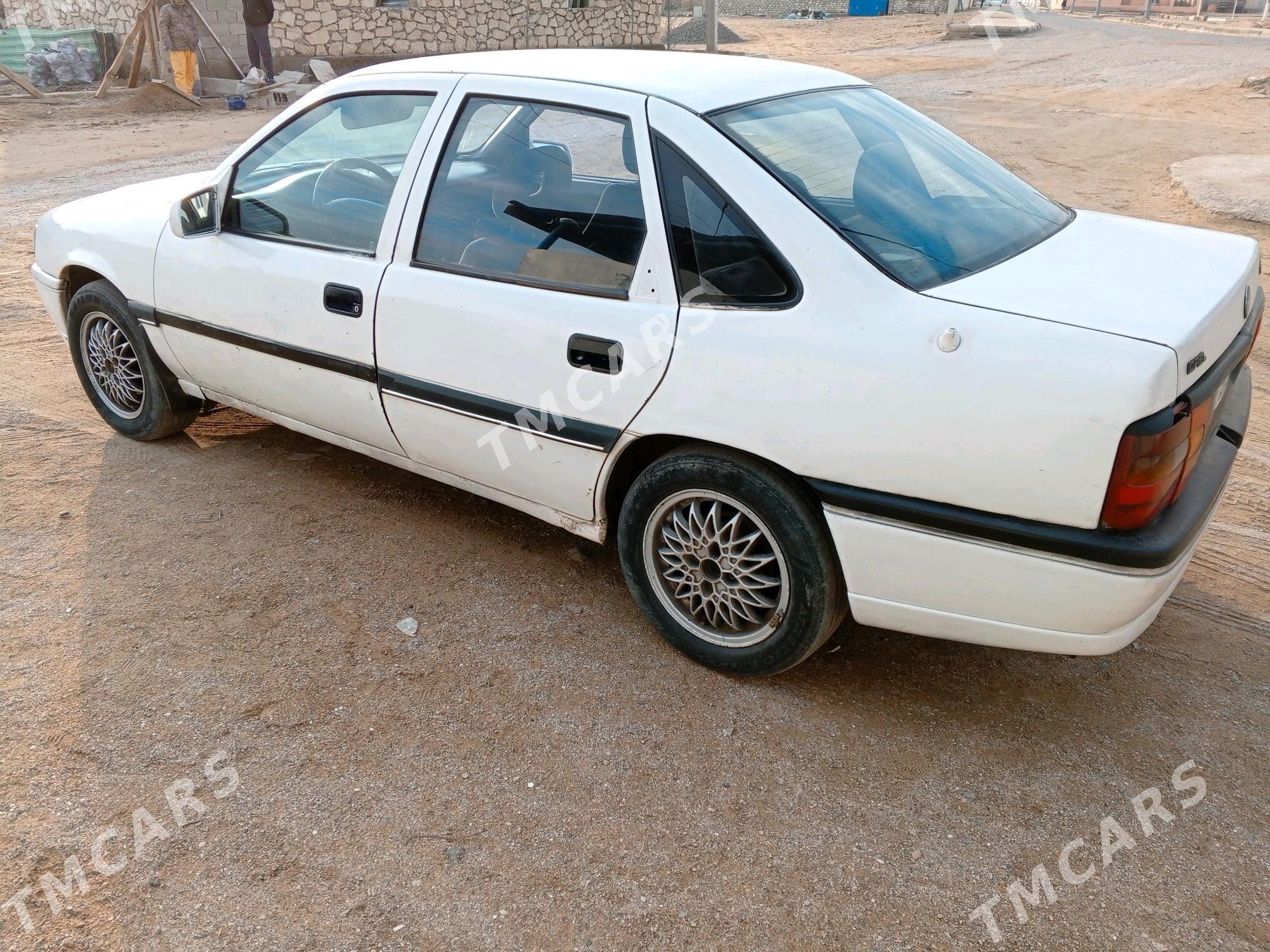 Opel Vectra 1994 - 17 000 TMT - Türkmenbaşy - img 3