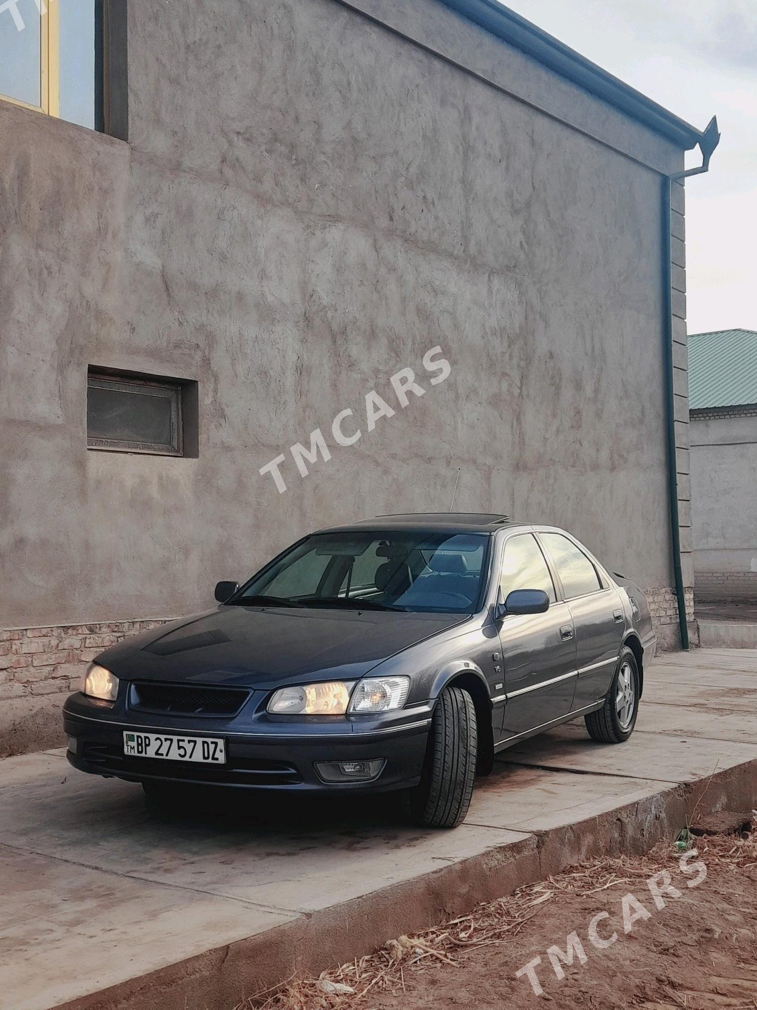 Toyota Camry 2000 - 153 000 TMT - Daşoguz - img 4