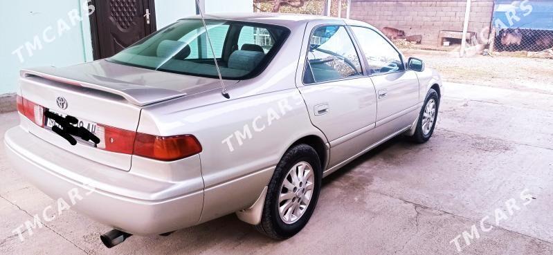 Toyota Camry 2000 - 112 000 TMT - Bäherden - img 3