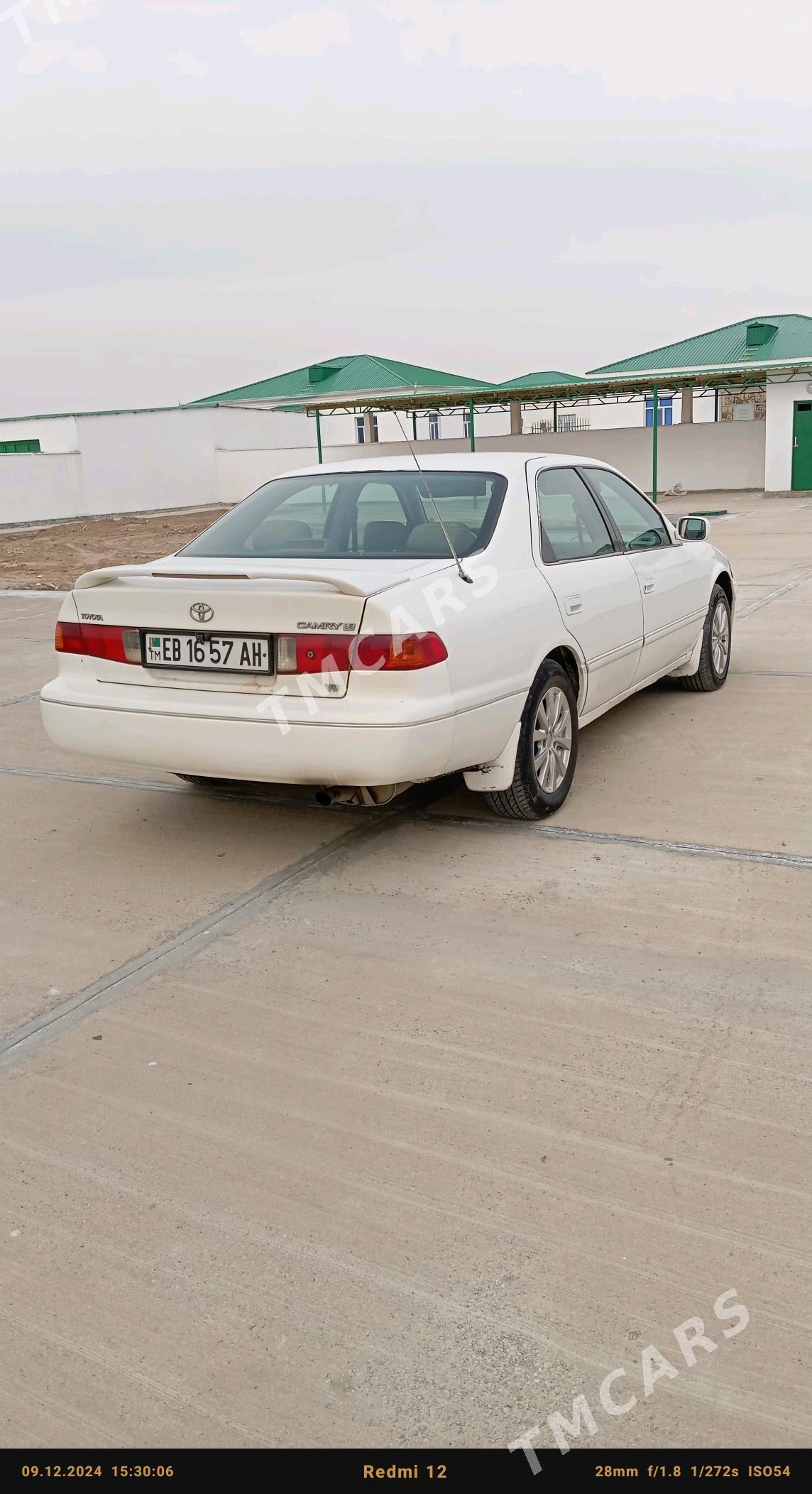 Toyota Camry 2001 - 105 000 TMT - Babadaýhan - img 3