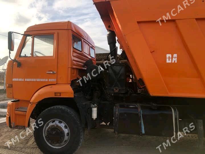 Kamaz 6520 2012 - 300 000 TMT - Сакарчага - img 2