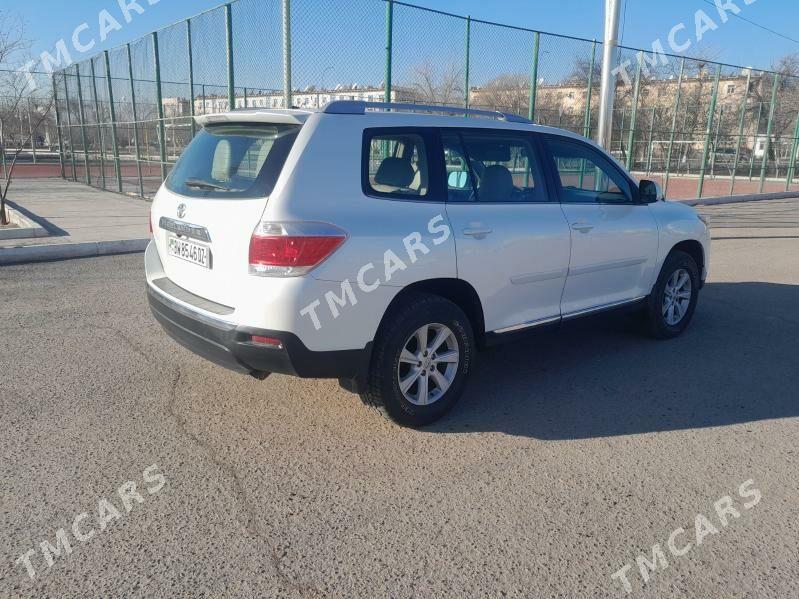 Toyota Highlander 2011 - 300 000 TMT - Шабатский этрап - img 4