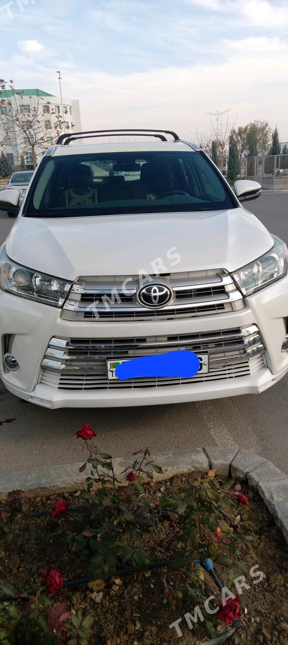 Toyota Highlander 2019 - 395 000 TMT - Aşgabat - img 2