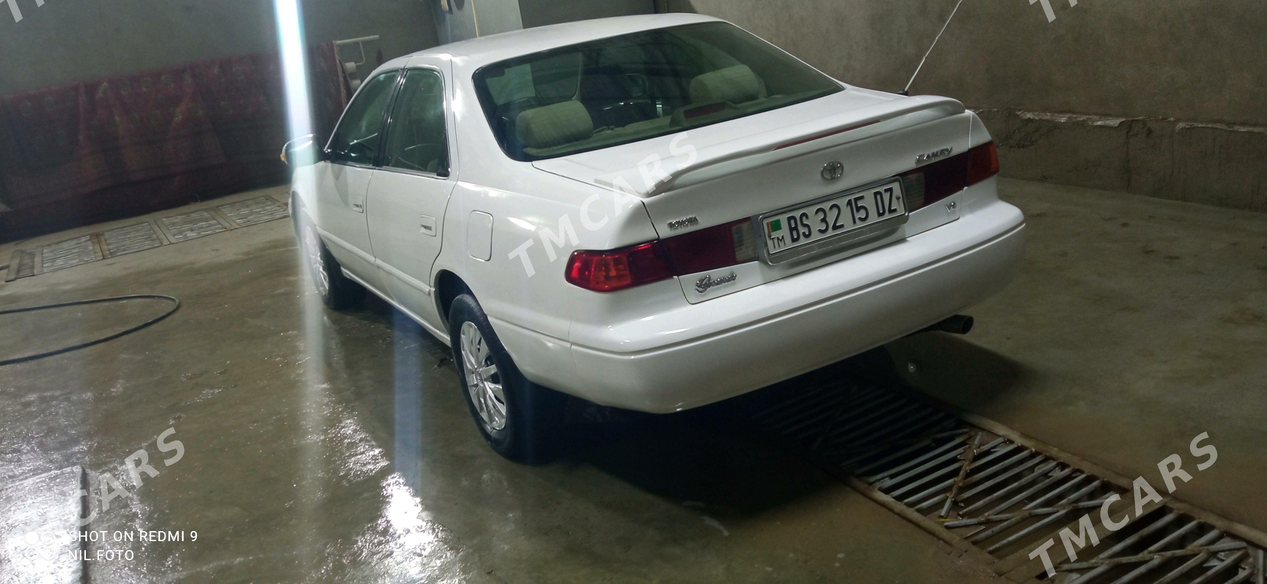 Toyota Camry 1998 - 110 000 TMT - етр. Туркменбаши - img 5