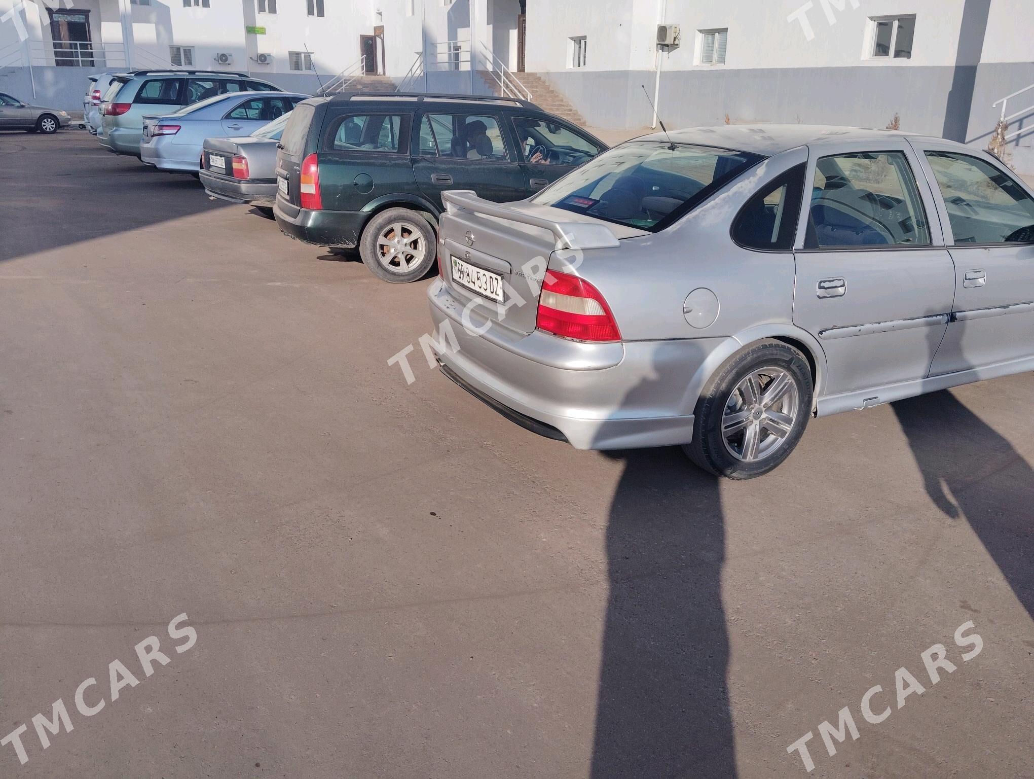 Opel Vectra 1999 - 46 000 TMT - Дашогуз - img 2