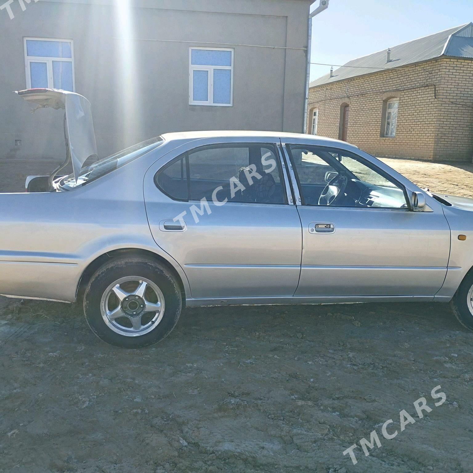 Toyota Camry 1995 - 34 000 TMT - Каракумский этрап - img 2