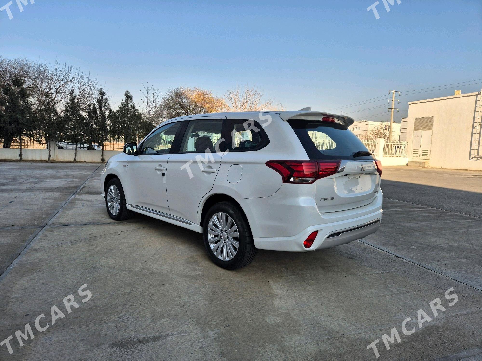 Mitsubishi Outlander 2022 - 292 000 TMT - Ашхабад - img 4