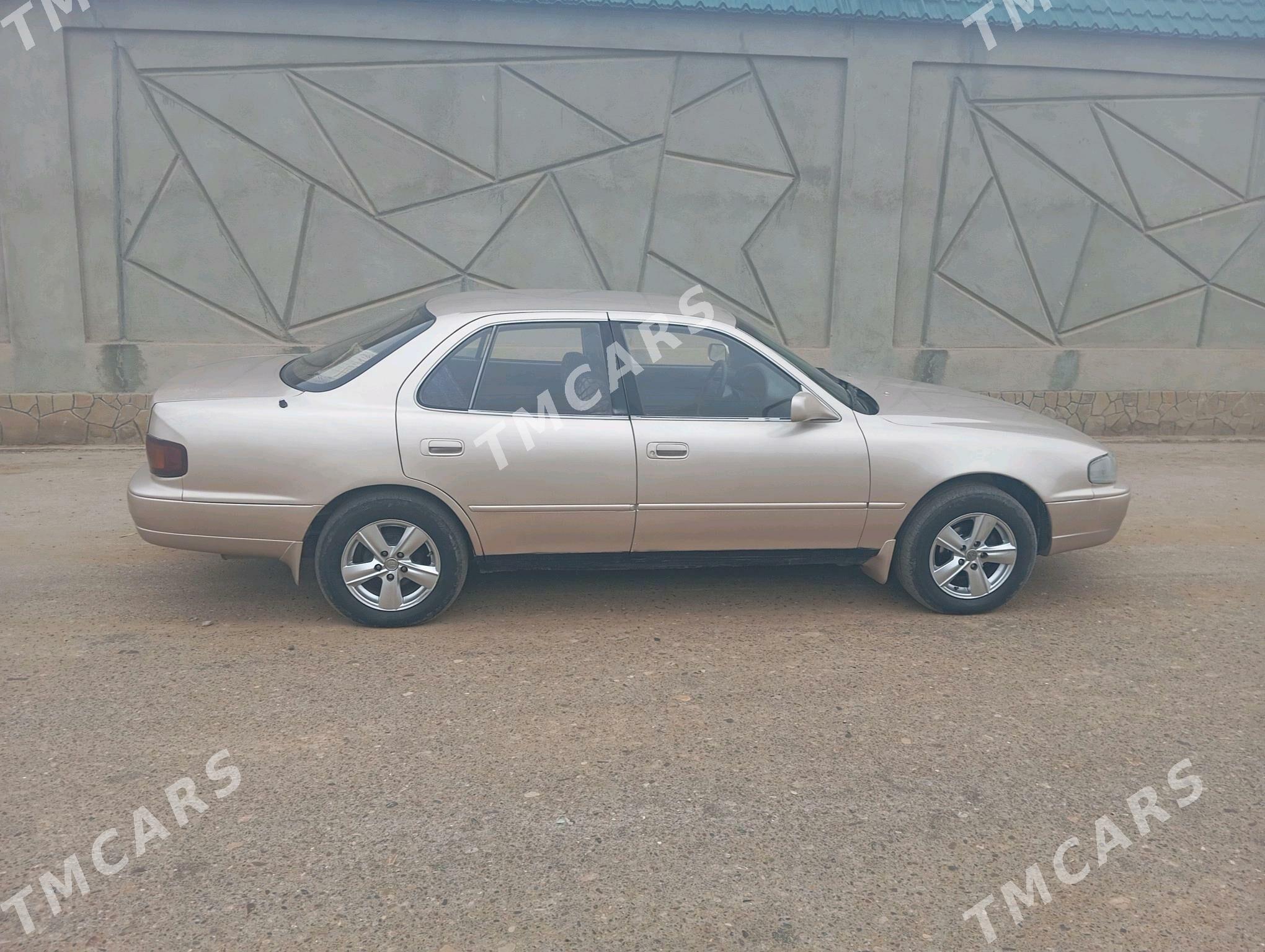 Toyota Camry 1996 - 85 000 TMT - Mary - img 4