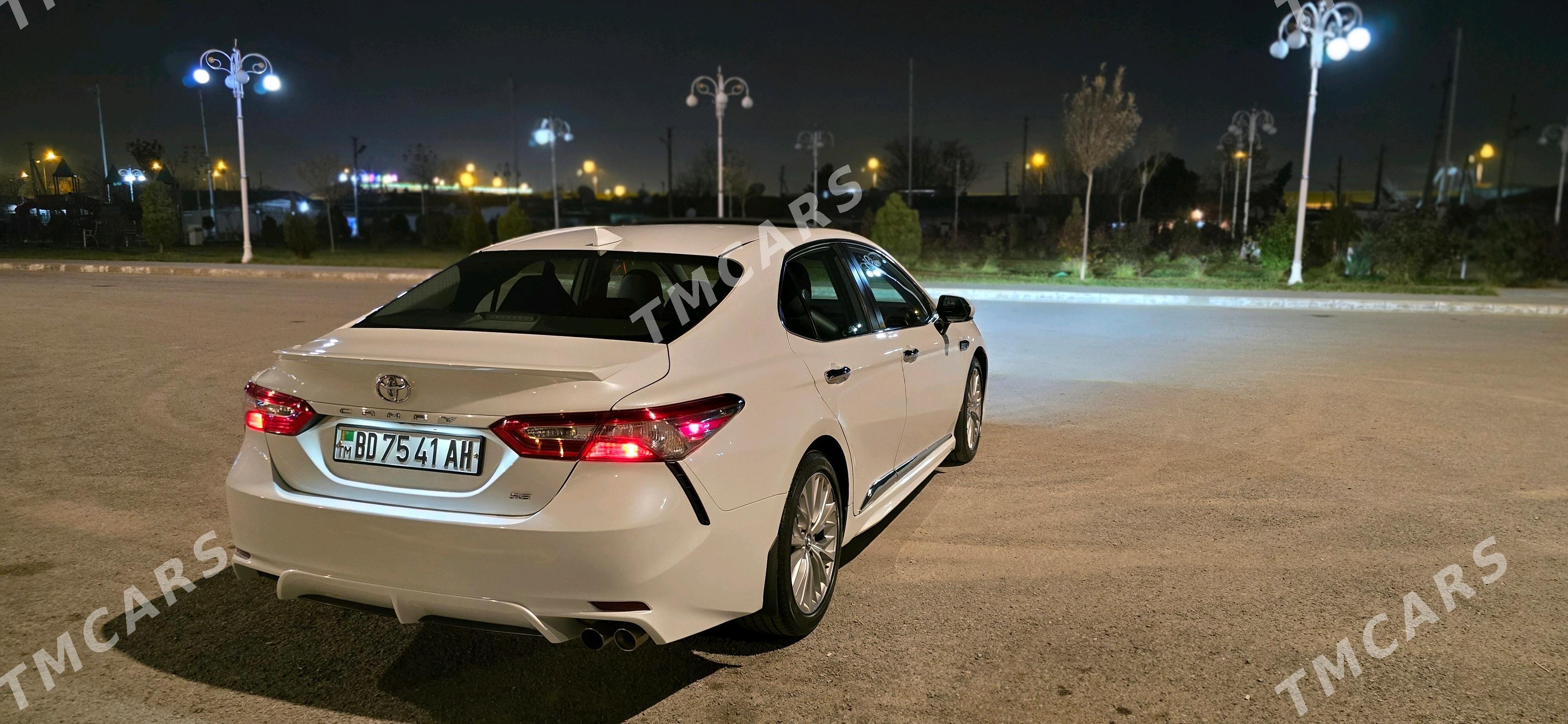 Toyota Camry 2019 - 320 000 TMT - Aşgabat - img 3