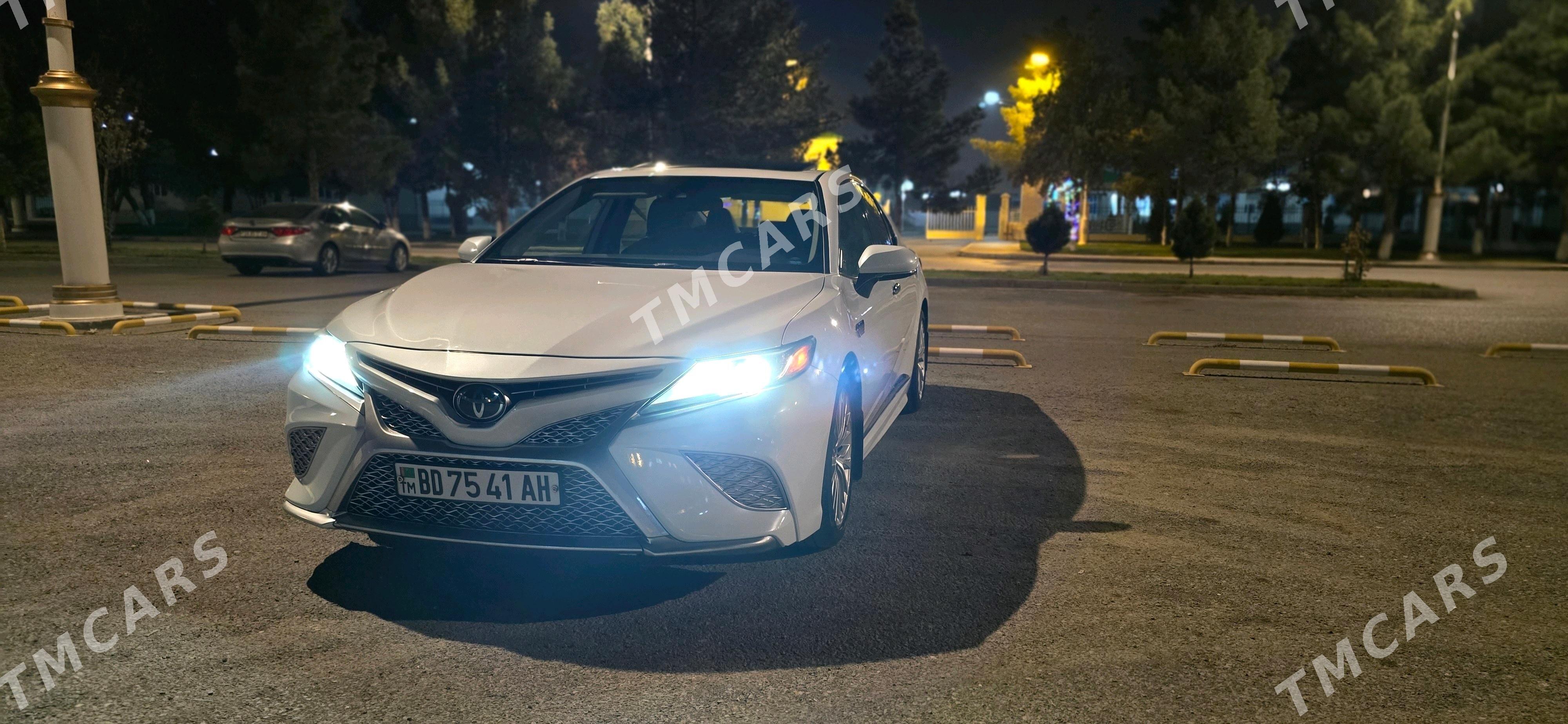 Toyota Camry 2019 - 320 000 TMT - Aşgabat - img 7