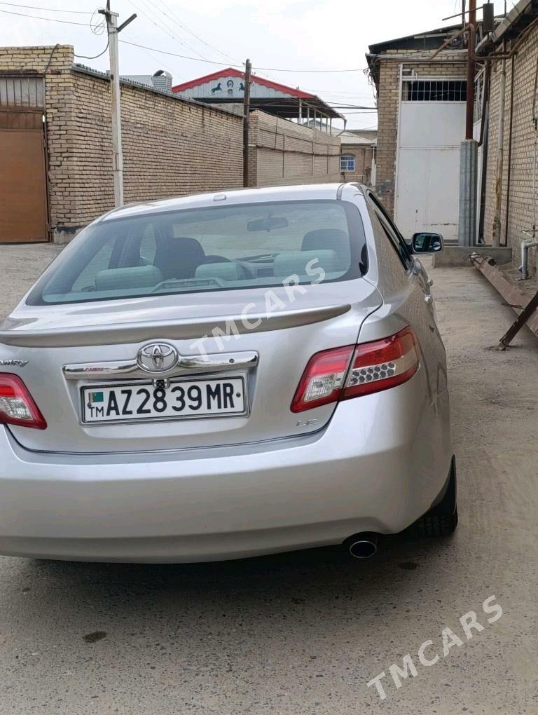 Toyota Camry 2010 - 167 000 TMT - Мары - img 4