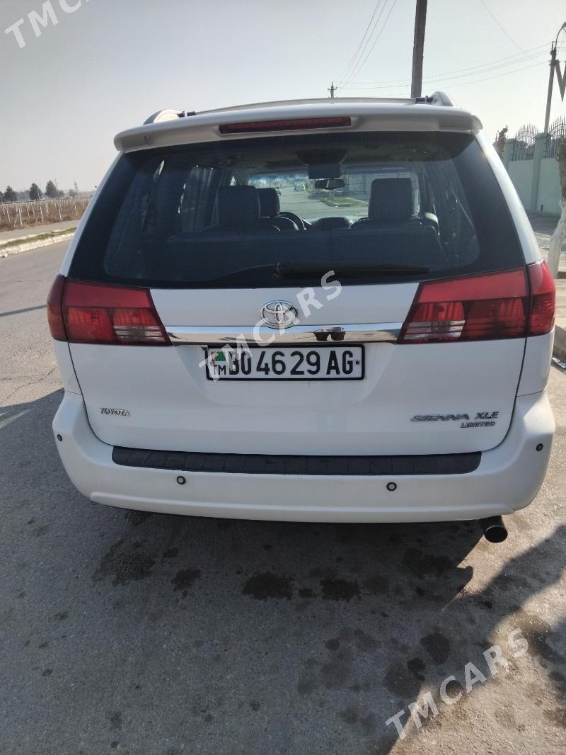 Toyota Sienna 2004 - 230 000 TMT - Aşgabat - img 2