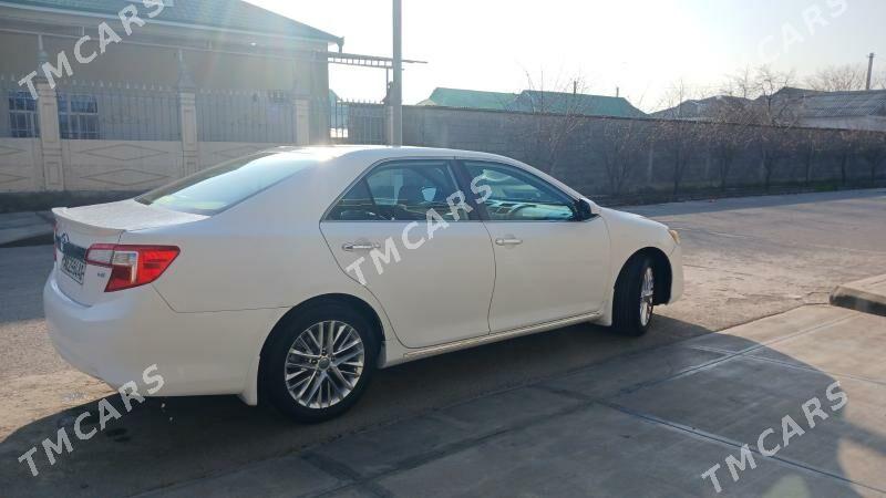 Toyota Camry 2011 - 175 000 TMT - Büzmeýin - img 2