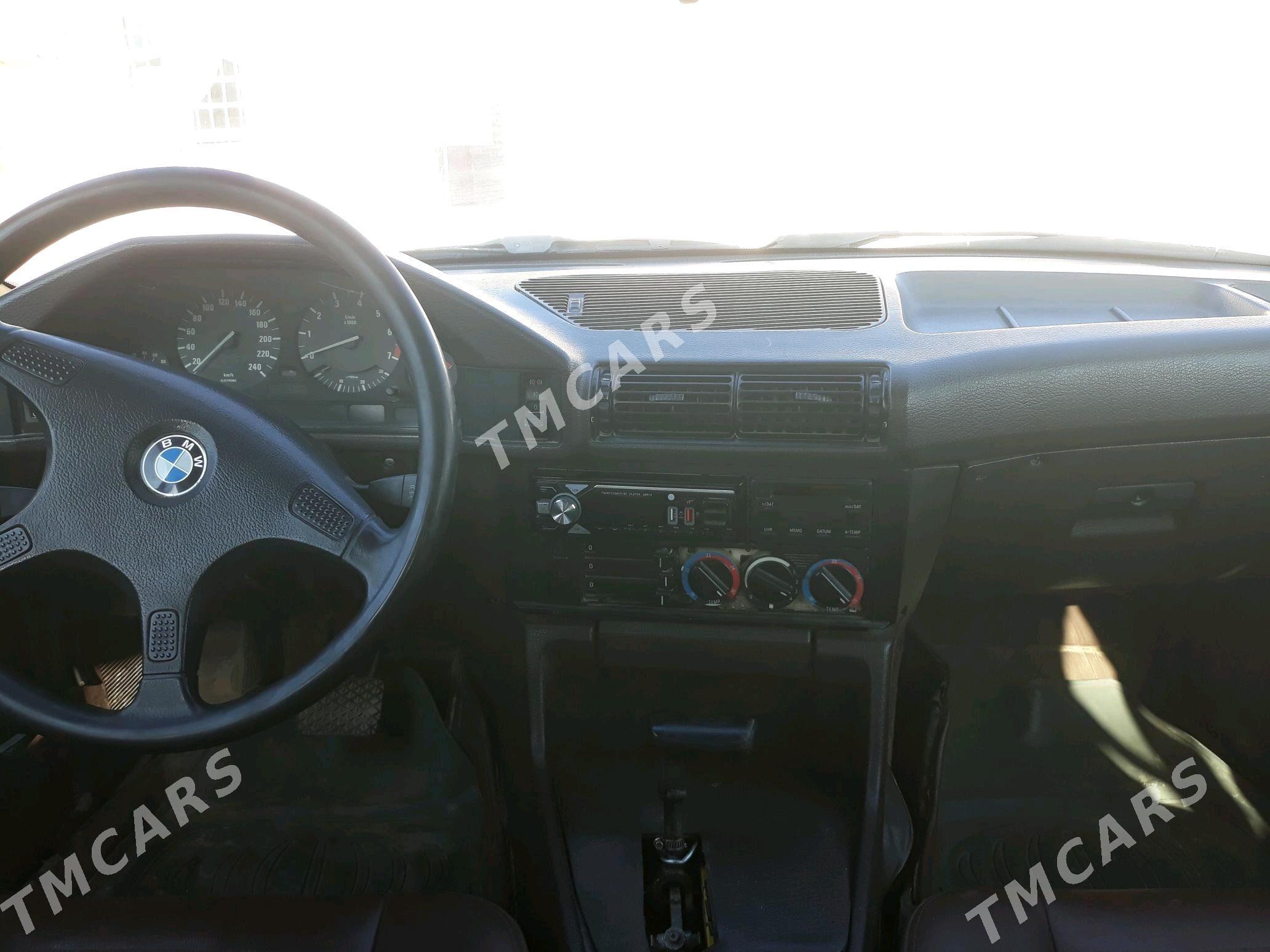 BMW 525 1988 - 35 000 TMT - Мары - img 2