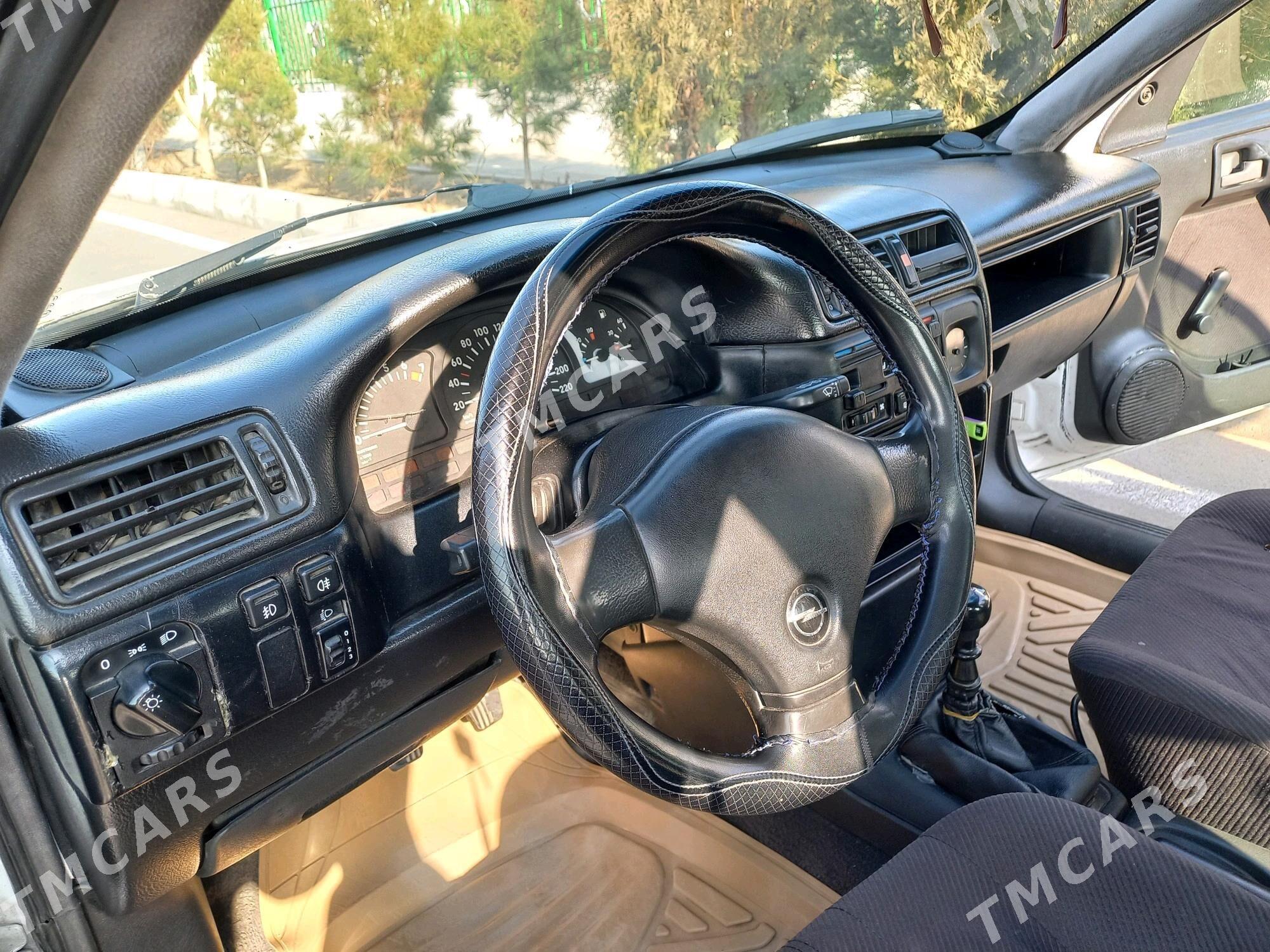 Opel Vectra 1992 - 29 000 TMT - Änew - img 2