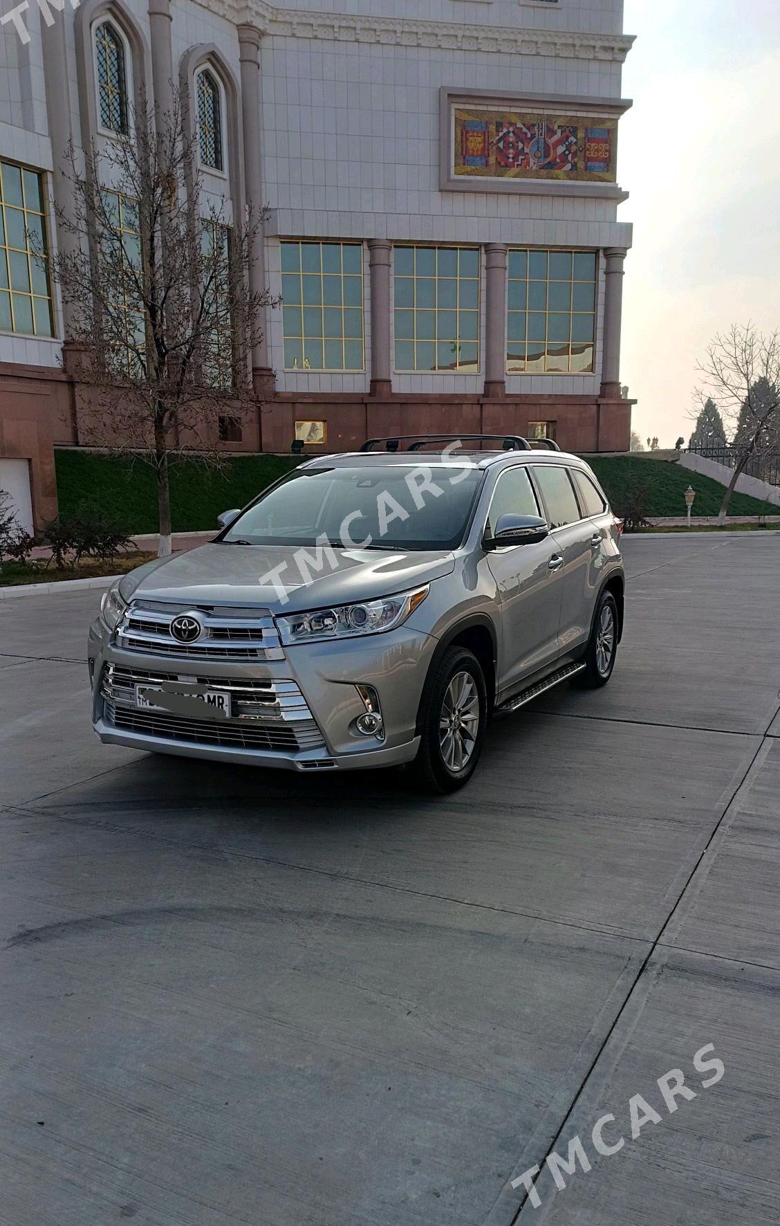 Toyota Highlander 2019 - 430 000 TMT - Мары - img 2