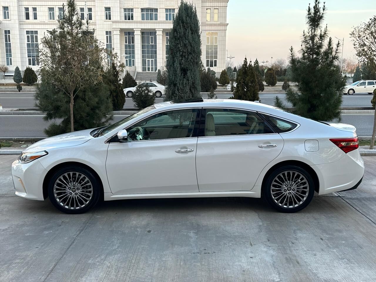 Toyota Avalon 2017 - 343 000 TMT - Ашхабад - img 5