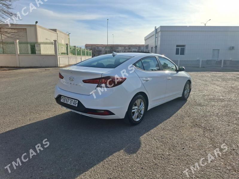 Hyundai Elantra 2019 - 255 000 TMT - 2 мкр - img 2