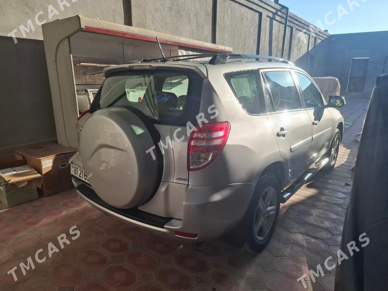 Toyota RAV4 2011 - 155 000 TMT - Дашогуз - img 4