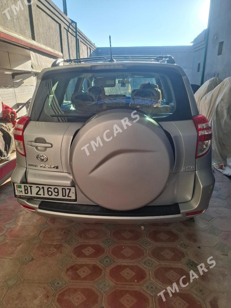 Toyota RAV4 2011 - 155 000 TMT - Дашогуз - img 9