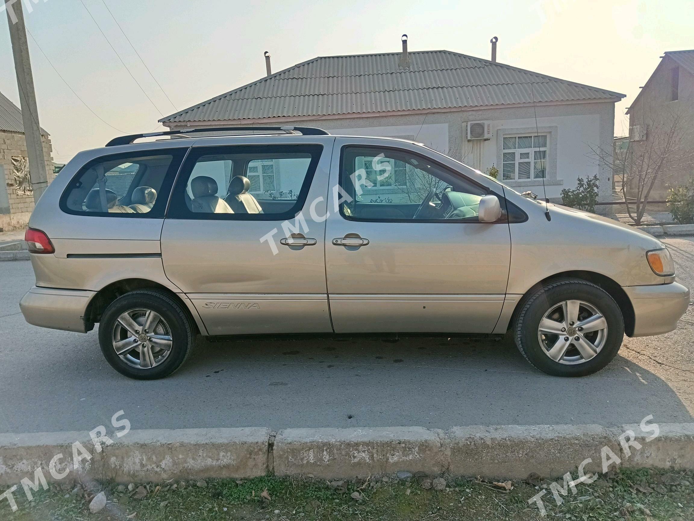 Toyota Sienna 2002 - 130 000 TMT - Аркадаг - img 7