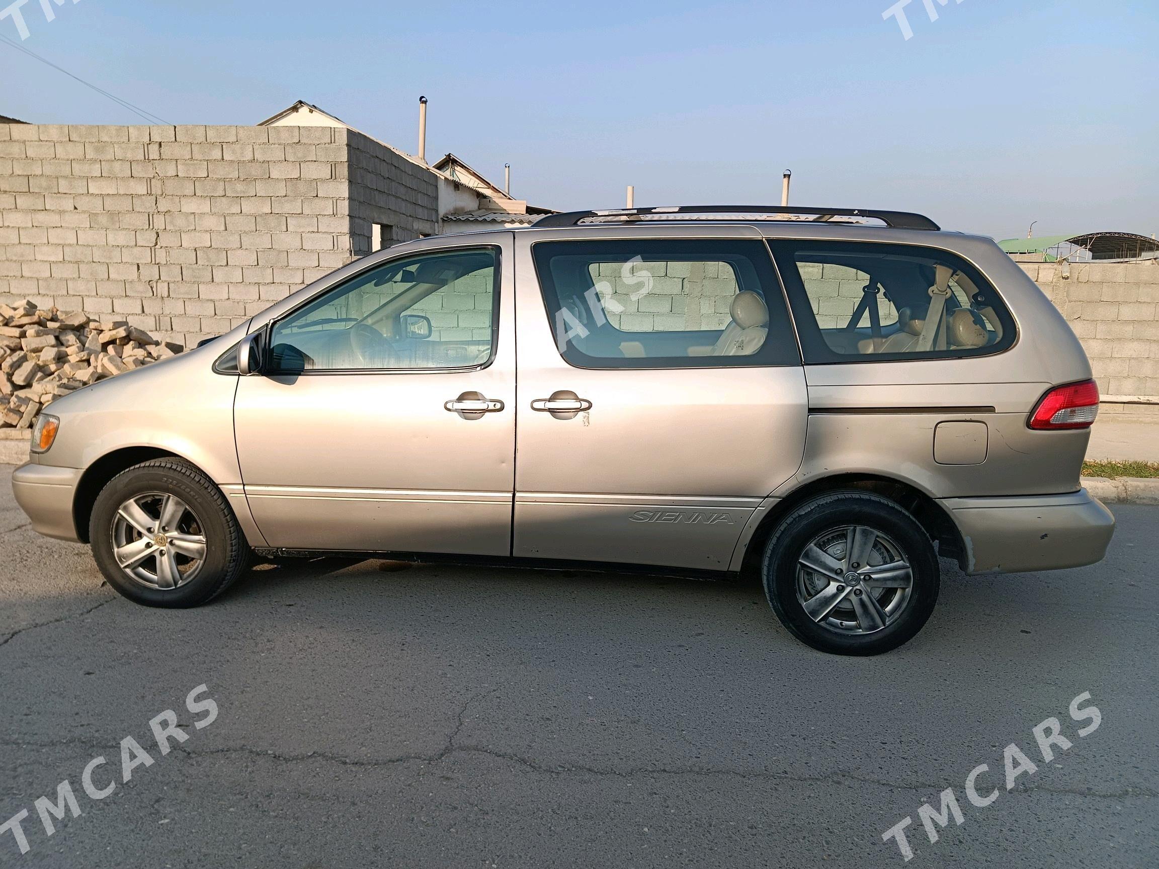 Toyota Sienna 2002 - 130 000 TMT - Аркадаг - img 8