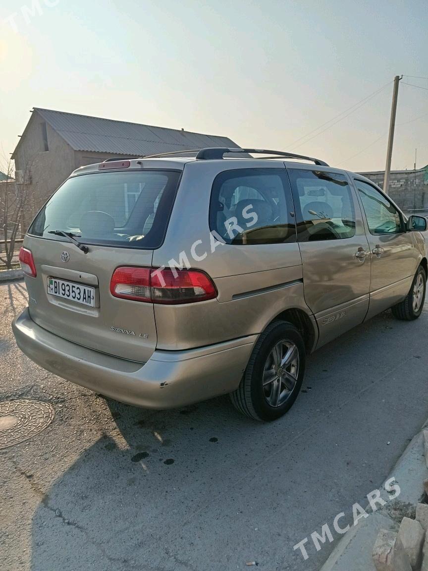 Toyota Sienna 2002 - 130 000 TMT - Аркадаг - img 9