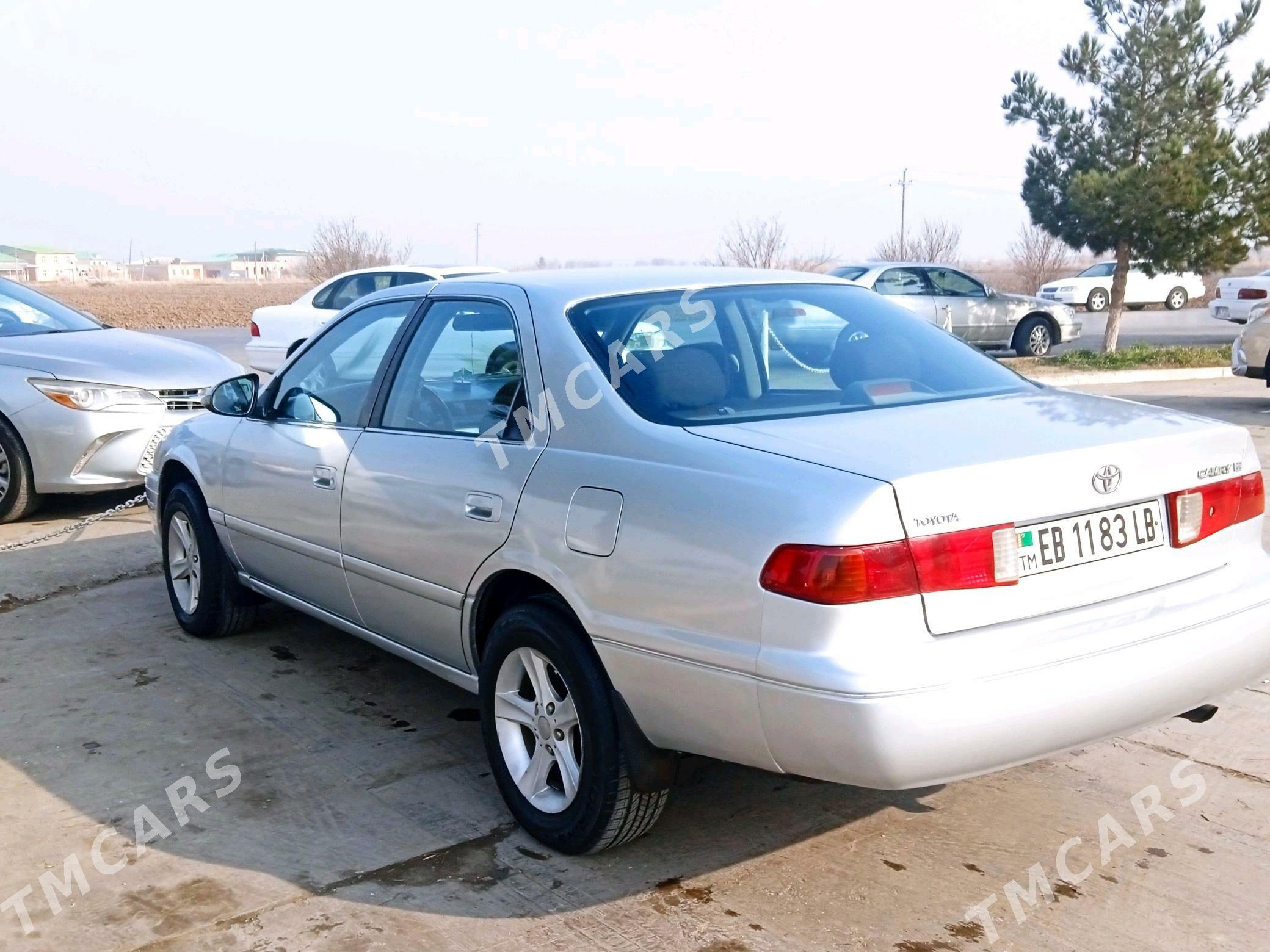 Toyota Camry 2001 - 126 000 TMT - Туркменабат - img 4