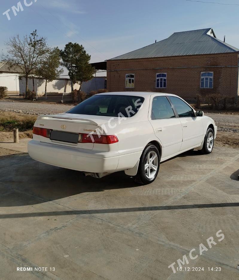 Toyota Camry 2000 - 110 000 TMT - Мургап - img 3