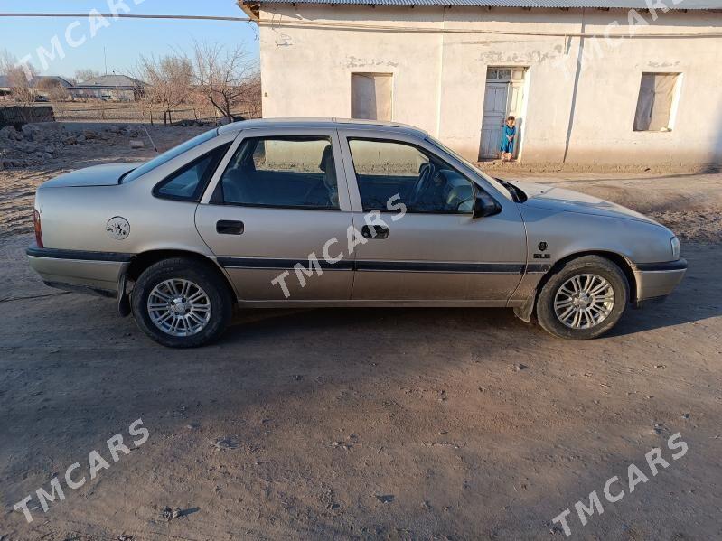 Opel Vectra 1991 - 32 000 TMT - Гурбансолтан Едже - img 2