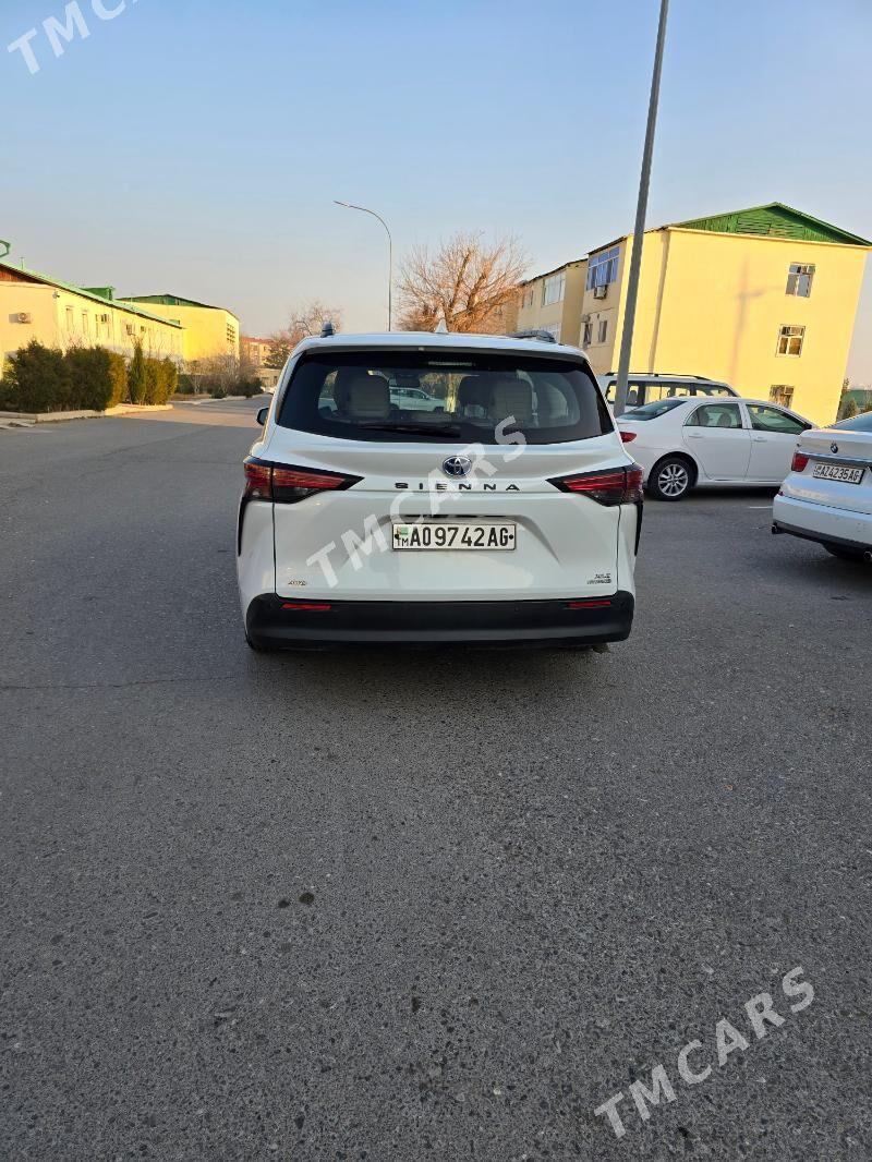 Toyota Sienna 2021 - 605 000 TMT - Aşgabat - img 8