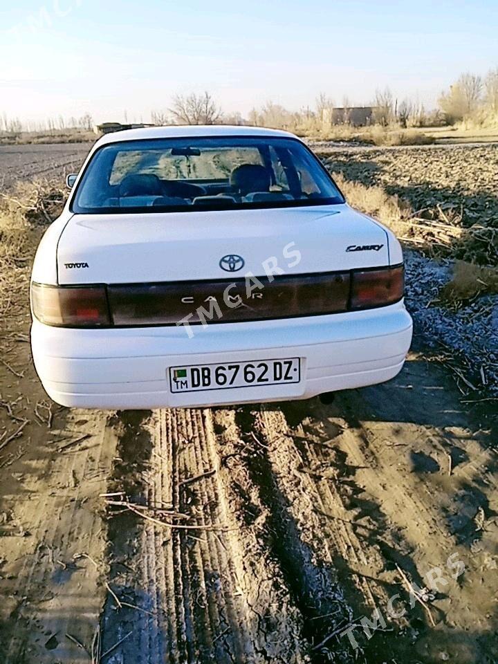 Toyota Camry 1994 - 70 000 TMT - Гурбансолтан Едже - img 3