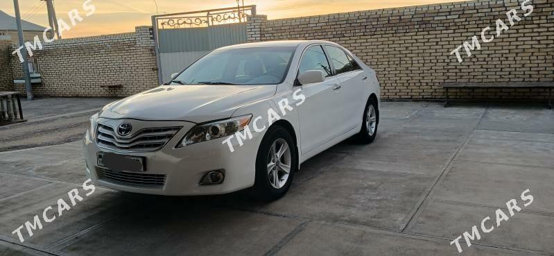 Toyota Camry 2010 - 170 000 TMT - Мургап - img 2