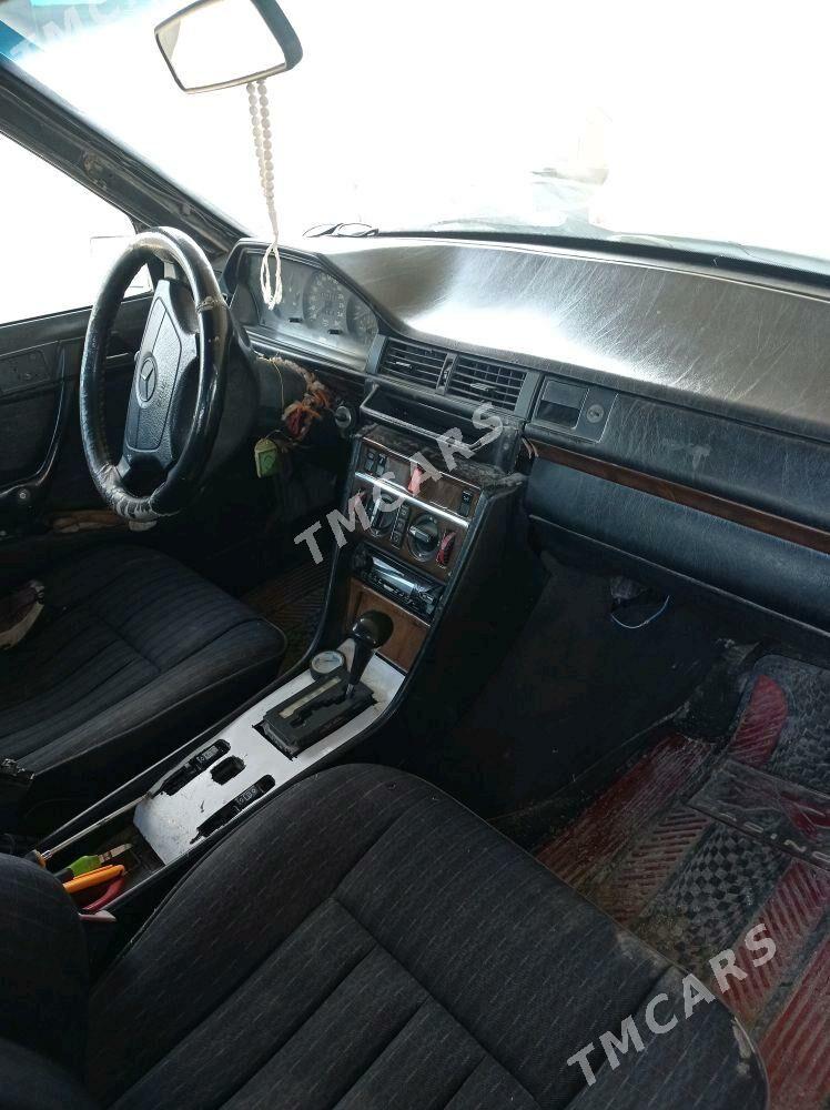 Mercedes-Benz 300E 1987 - 18 000 TMT - Kaka - img 2