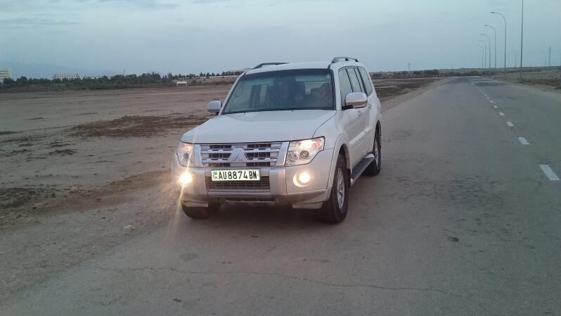 Mitsubishi Pajero 2010 - 225 000 TMT - Balkanabat - img 9