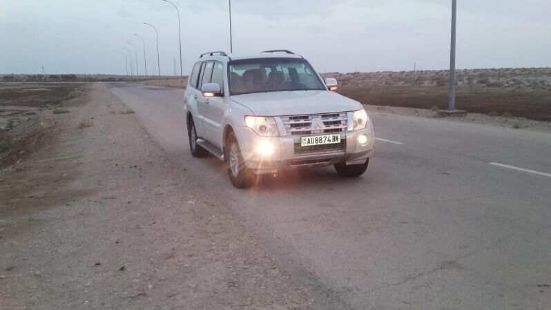 Mitsubishi Pajero 2010 - 225 000 TMT - Balkanabat - img 10