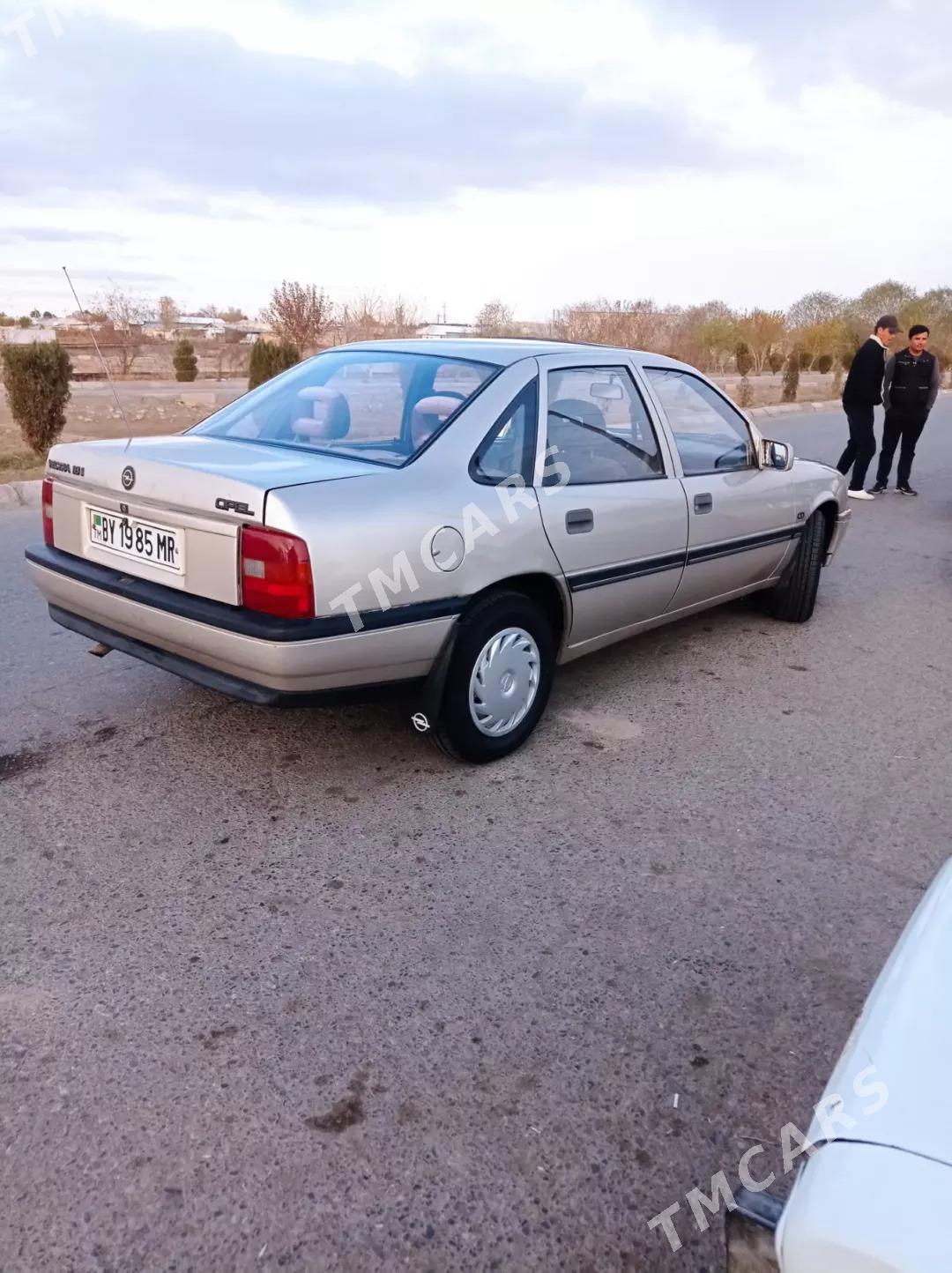 Opel Vectra 1991 - 45 000 TMT - Байрамали - img 4