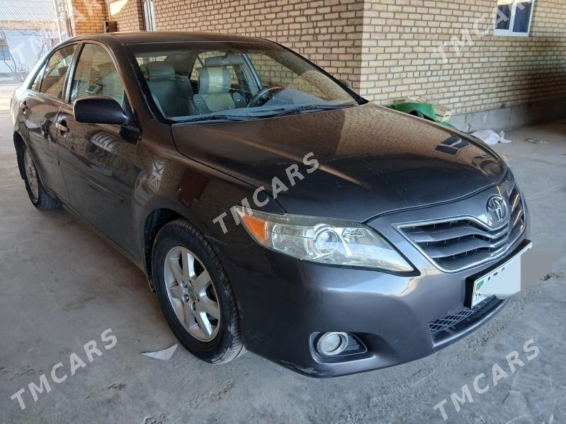 Toyota Camry 2010 - 170 000 TMT - Dänew - img 5