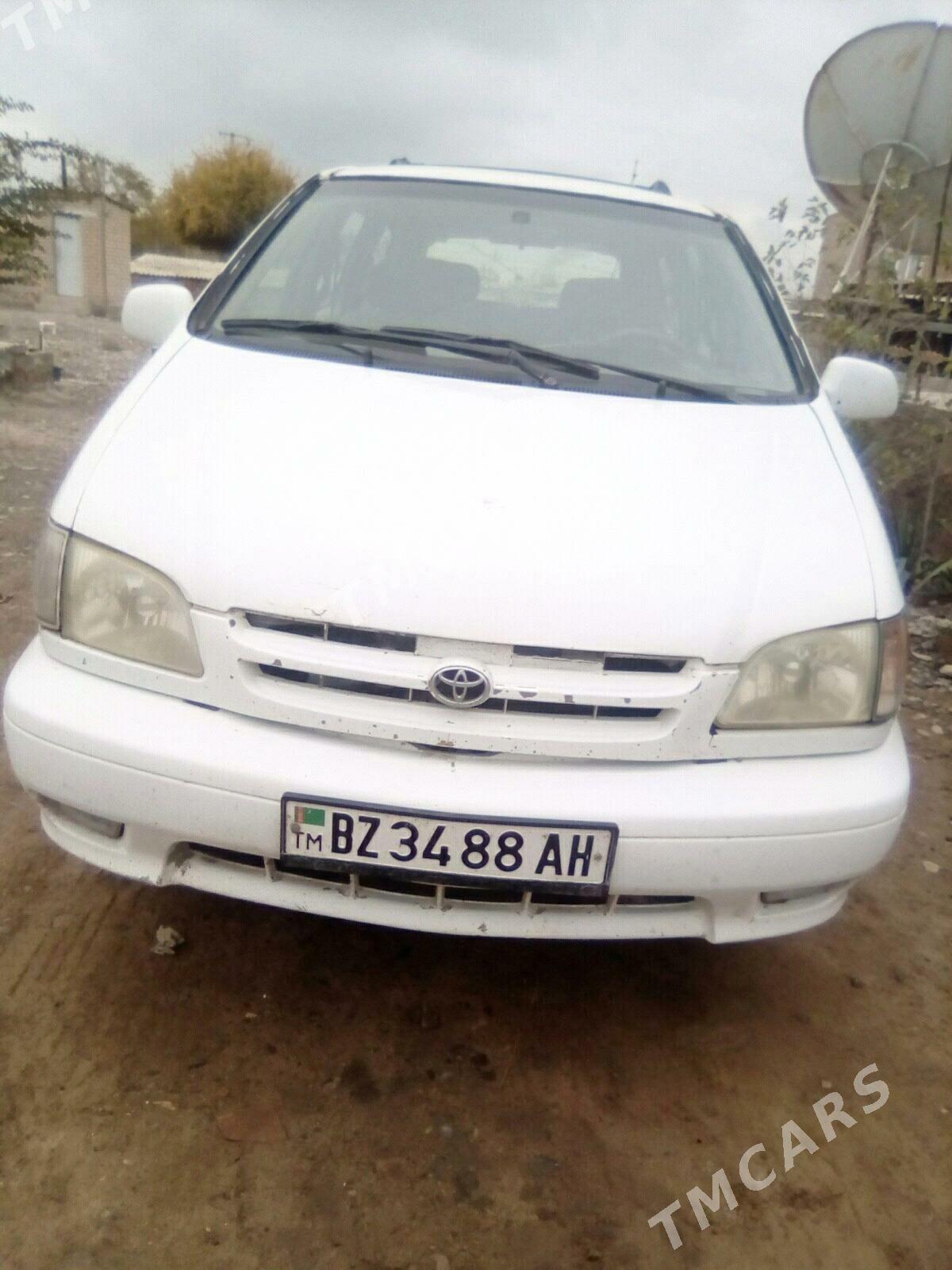 Toyota Sienna 2000 - 100 000 TMT - Babadaýhan - img 3