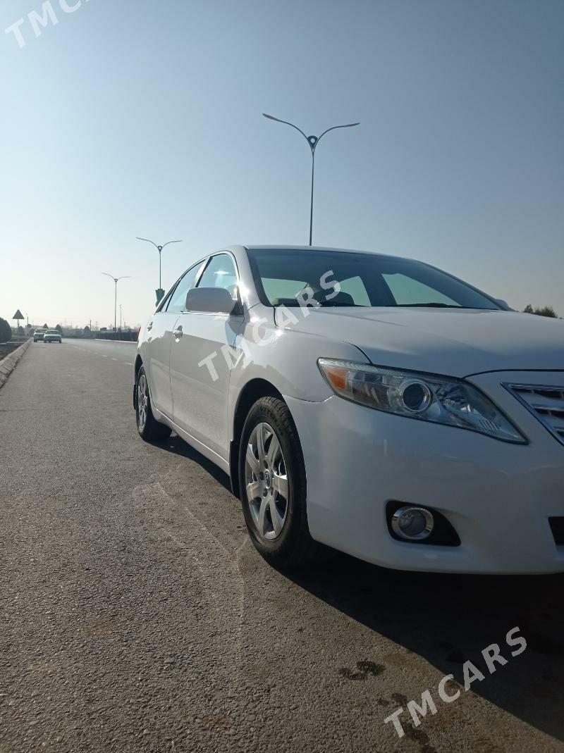 Toyota Camry 2011 - 170 000 TMT - Дашогуз - img 7