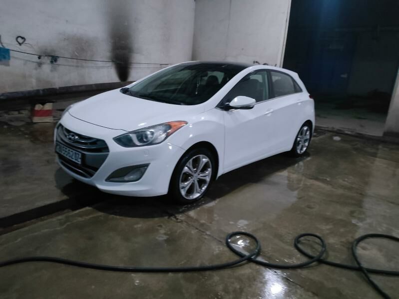 Hyundai Elantra 2012 - 145 000 TMT - Дашогуз - img 5