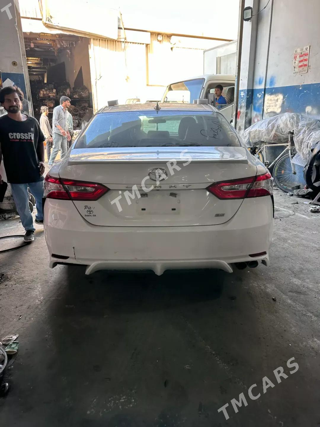 Toyota Camry 2020 - 240 000 TMT - Мары - img 2