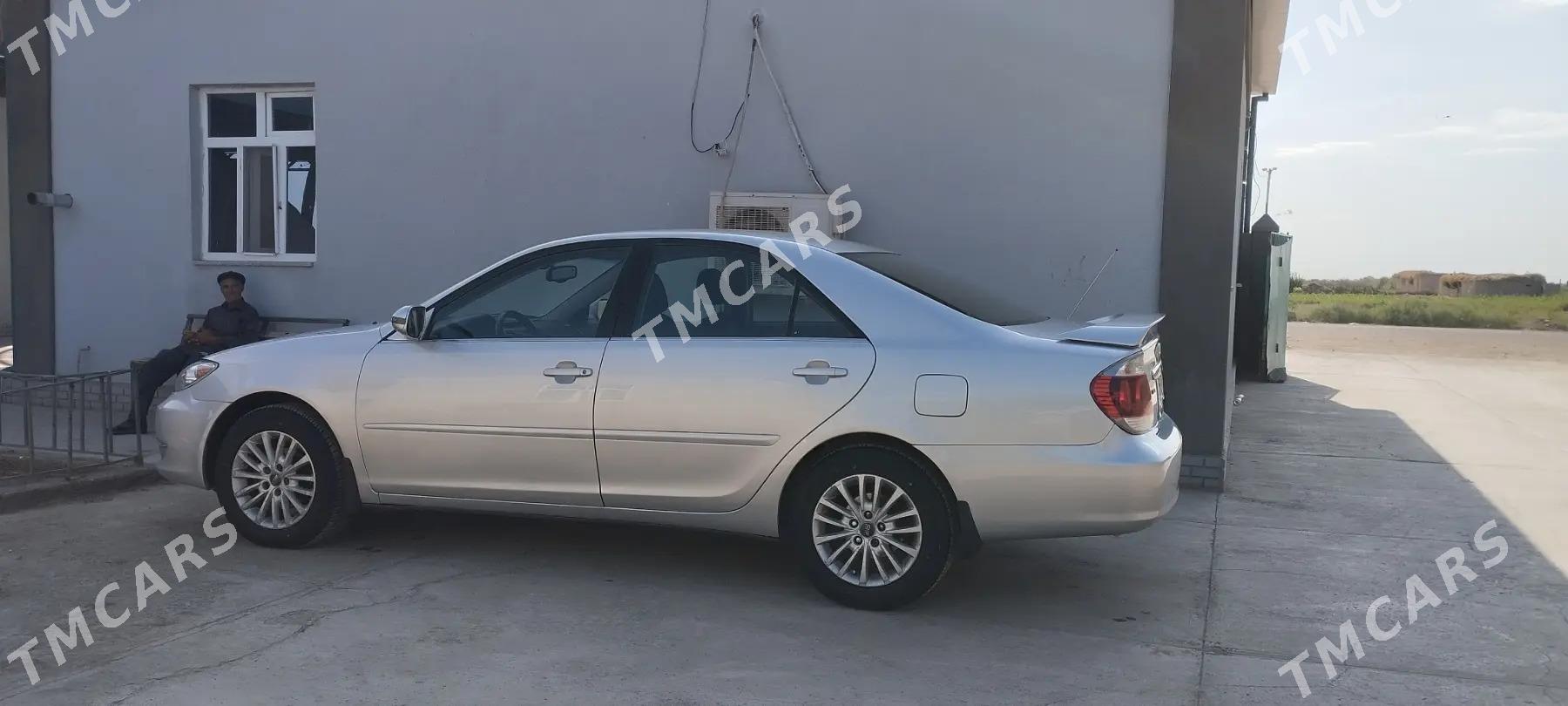 Toyota Camry 2003 - 140 000 TMT - Акдепе - img 3