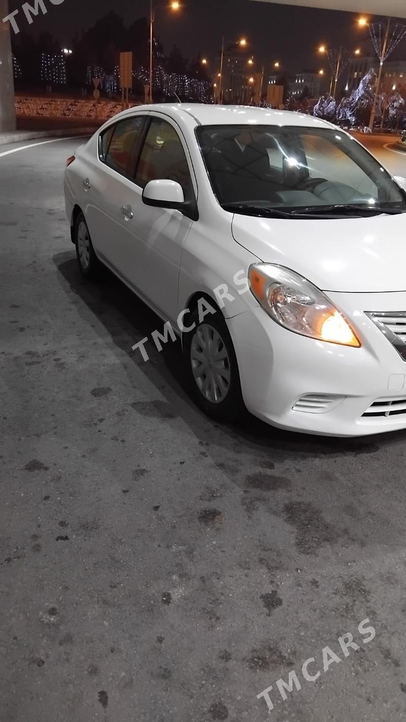 Nissan Versa 2012 - 102 000 TMT - Ашхабад - img 2