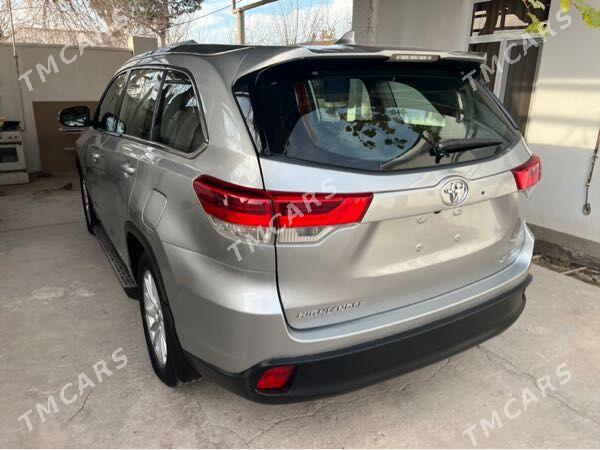 Toyota Highlander 2019 - 440 000 TMT - Balkanabat - img 2