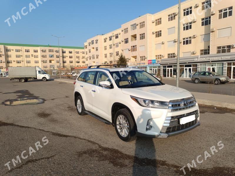 Toyota Highlander 2018 - 399 000 TMT - Sakarçäge - img 2