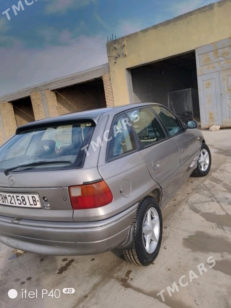 Opel Astra 1993 - 28 000 TMT - Керки - img 2