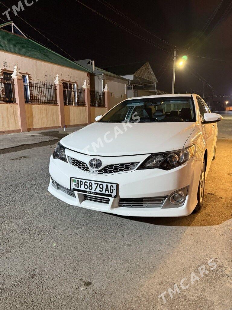 Toyota Camry 2014 - 235 000 TMT - Aşgabat - img 3