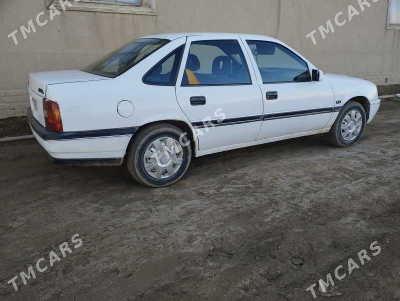 Opel Vectra 1991 - 22 000 TMT - етр. Туркменбаши - img 5